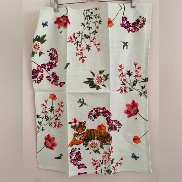 NWT Anthropologie Nathalie Lete Helena Tiger Lioness Floral Mint Kitchen Towel - Picture 3 of 7